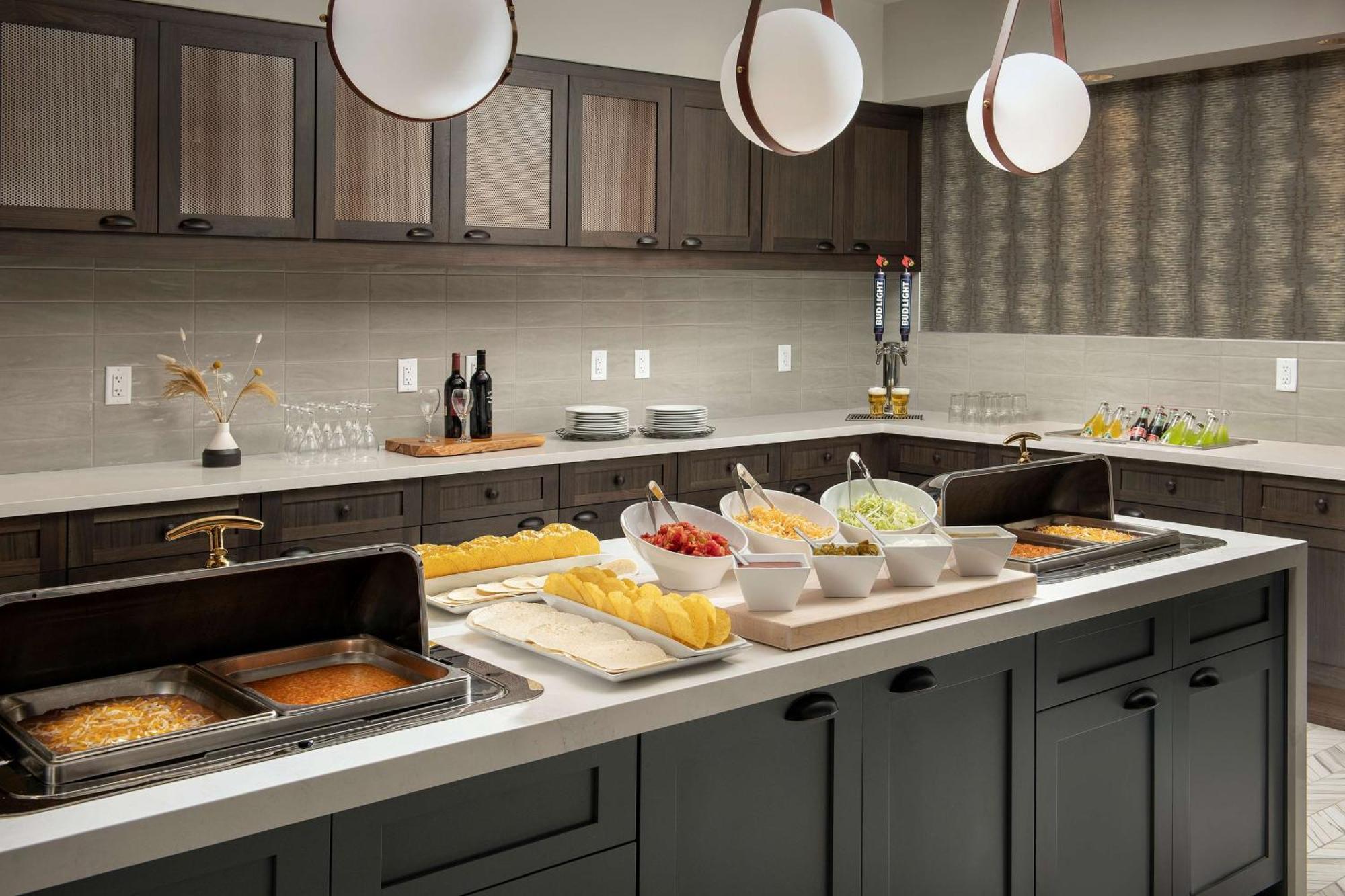 Homewood Suites By Hilton Louisville Airport Kültér fotó